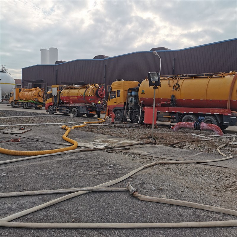 温县污水池清理